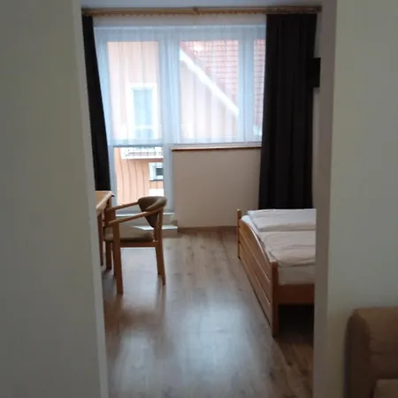 Alba * Międzywodzie